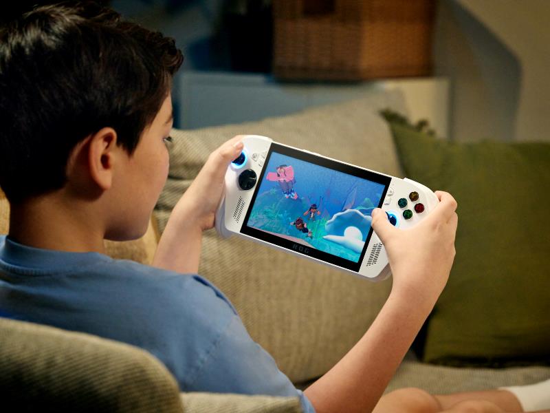 A child playing on an ROG Xbox Ally handheld
